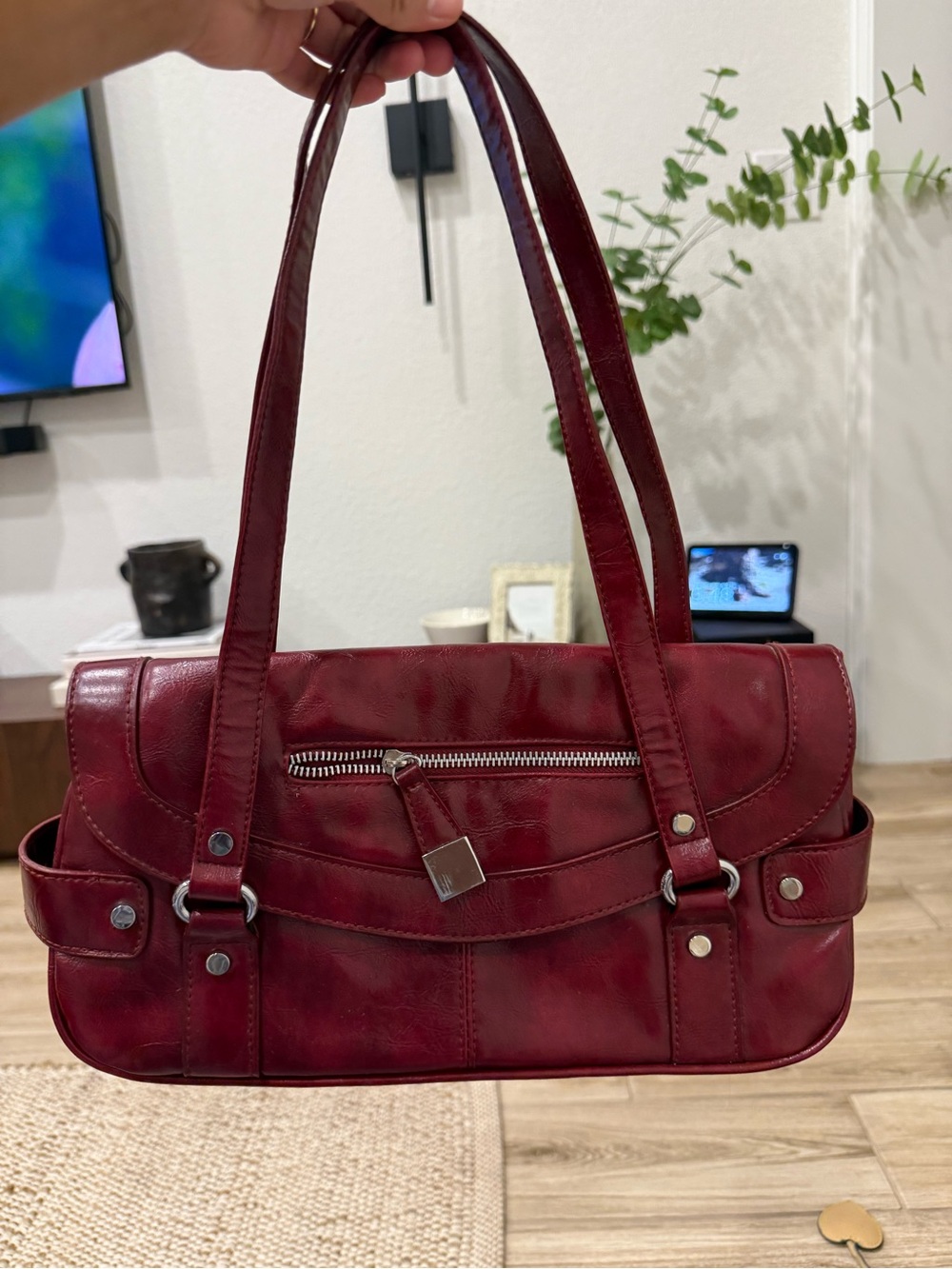 Women's Burgundy Leather Shoulder Bag